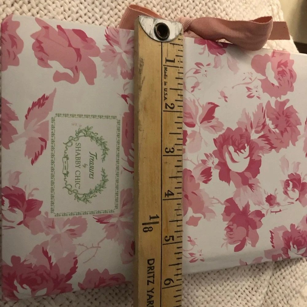 Shabby Chic Floral Pink and White Personal Journal - Picture 7 of 8